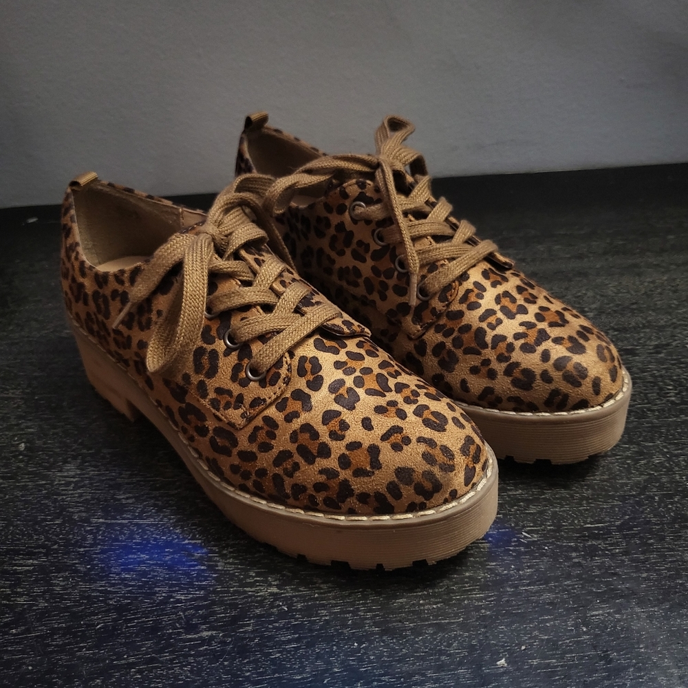 Dirty Laundry Marz Oxfords | Leopard Chunky Oxfords